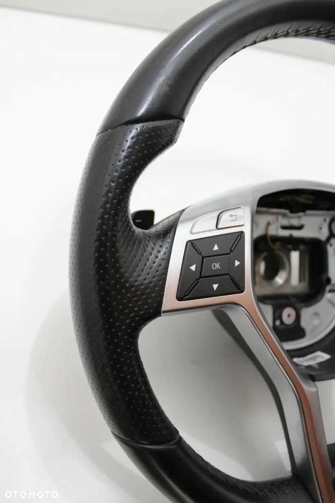 Kierownica sportowa AMG łopatki OE Mercedes CLS W218 C218 A1724604203 W207 - 9