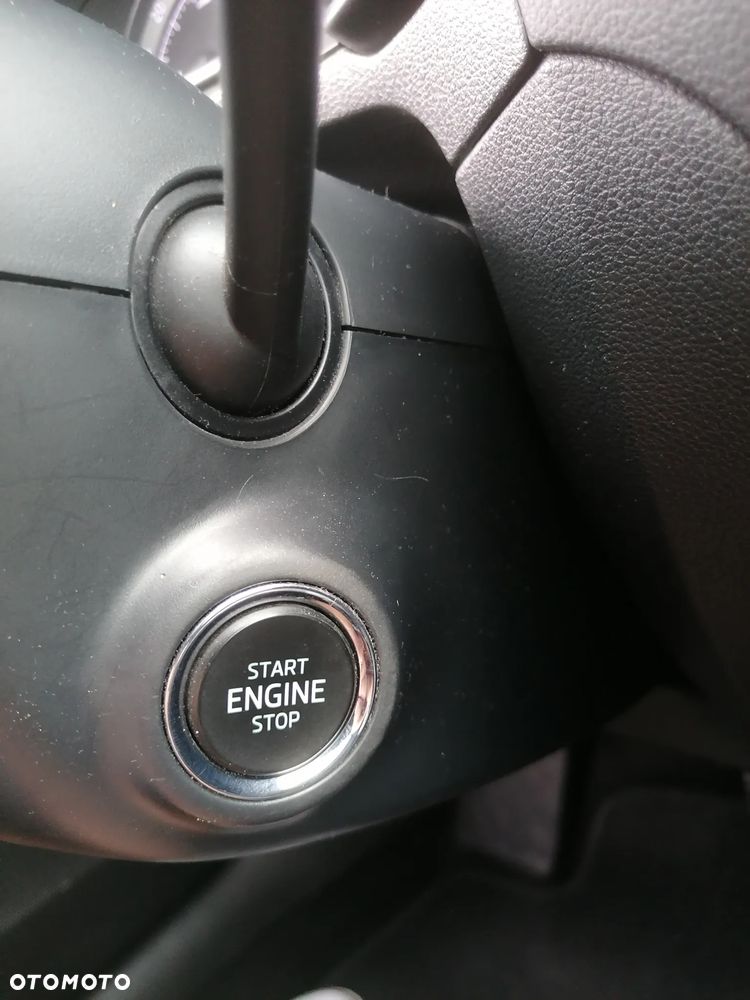 Skoda Octavia 2.0 TDI DSG Edition - 19