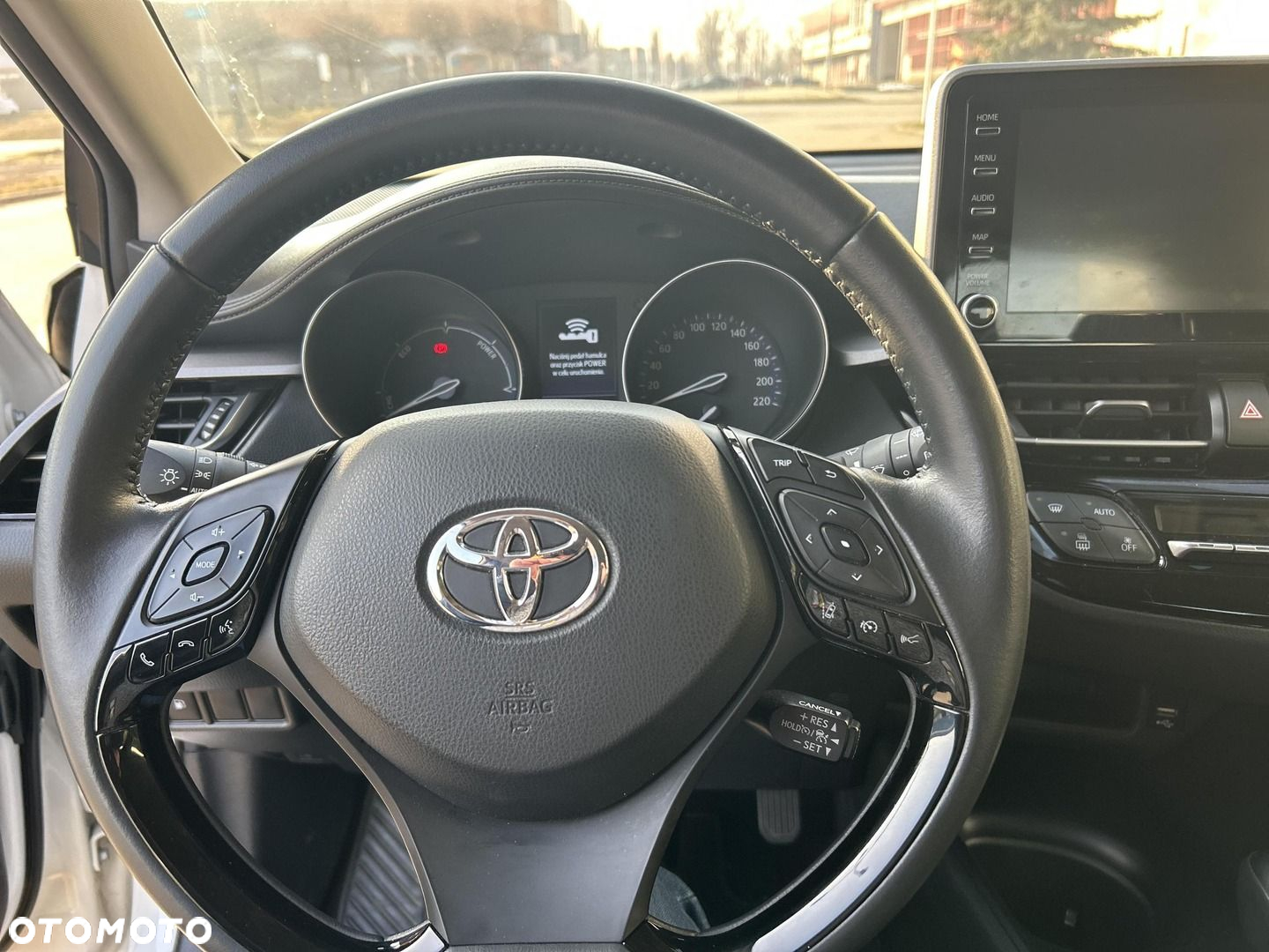Toyota C-HR - 16