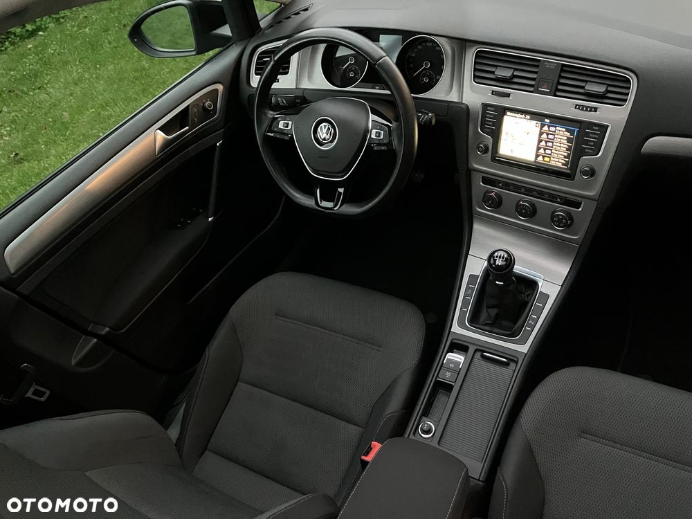 Volkswagen Golf 1.6 BlueTDI Comfortline - 13