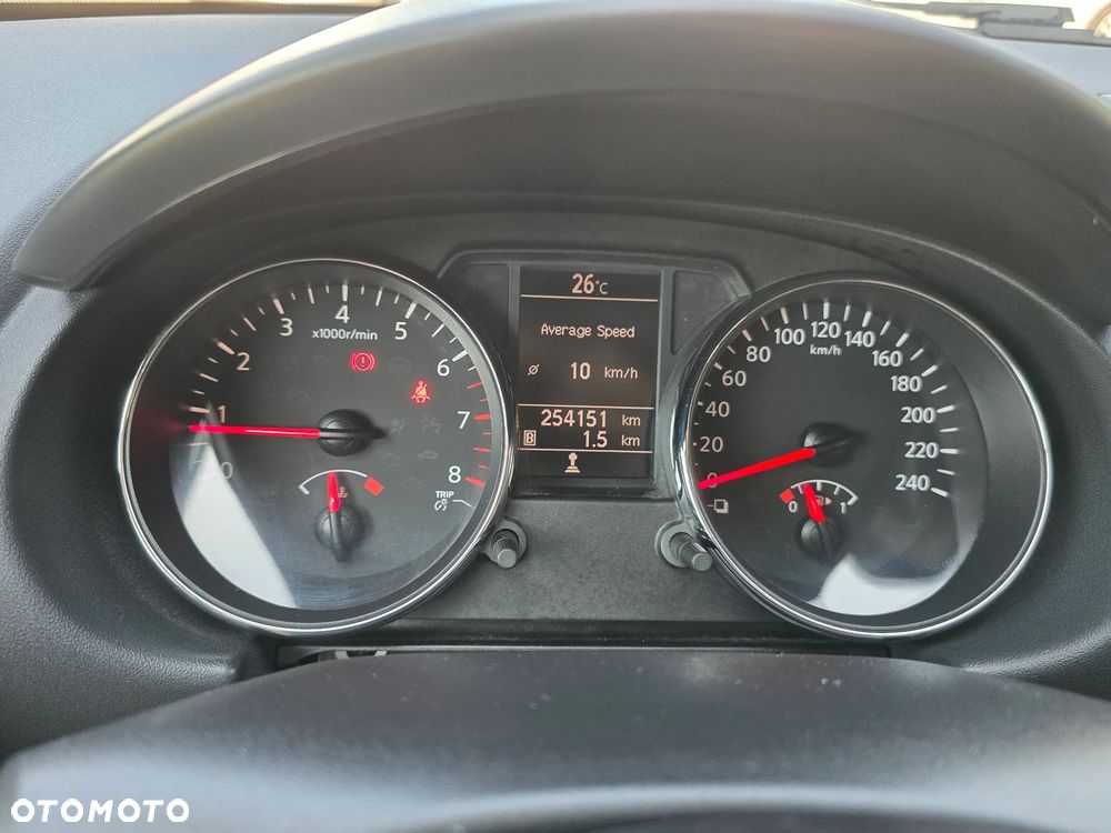 Nissan Qashqai 2.0 4x4 Tekna - 37