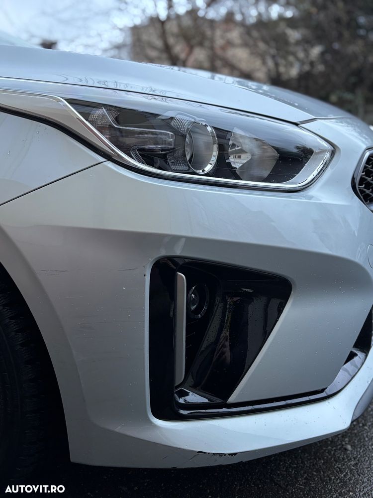 Kia Ceed 1.4 T-GDI 7DCT GT Line - 24