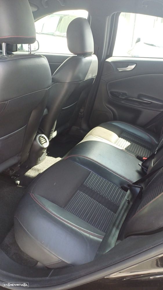 Alfa Romeo Giulietta 1.6 JTDM Corporate - 10