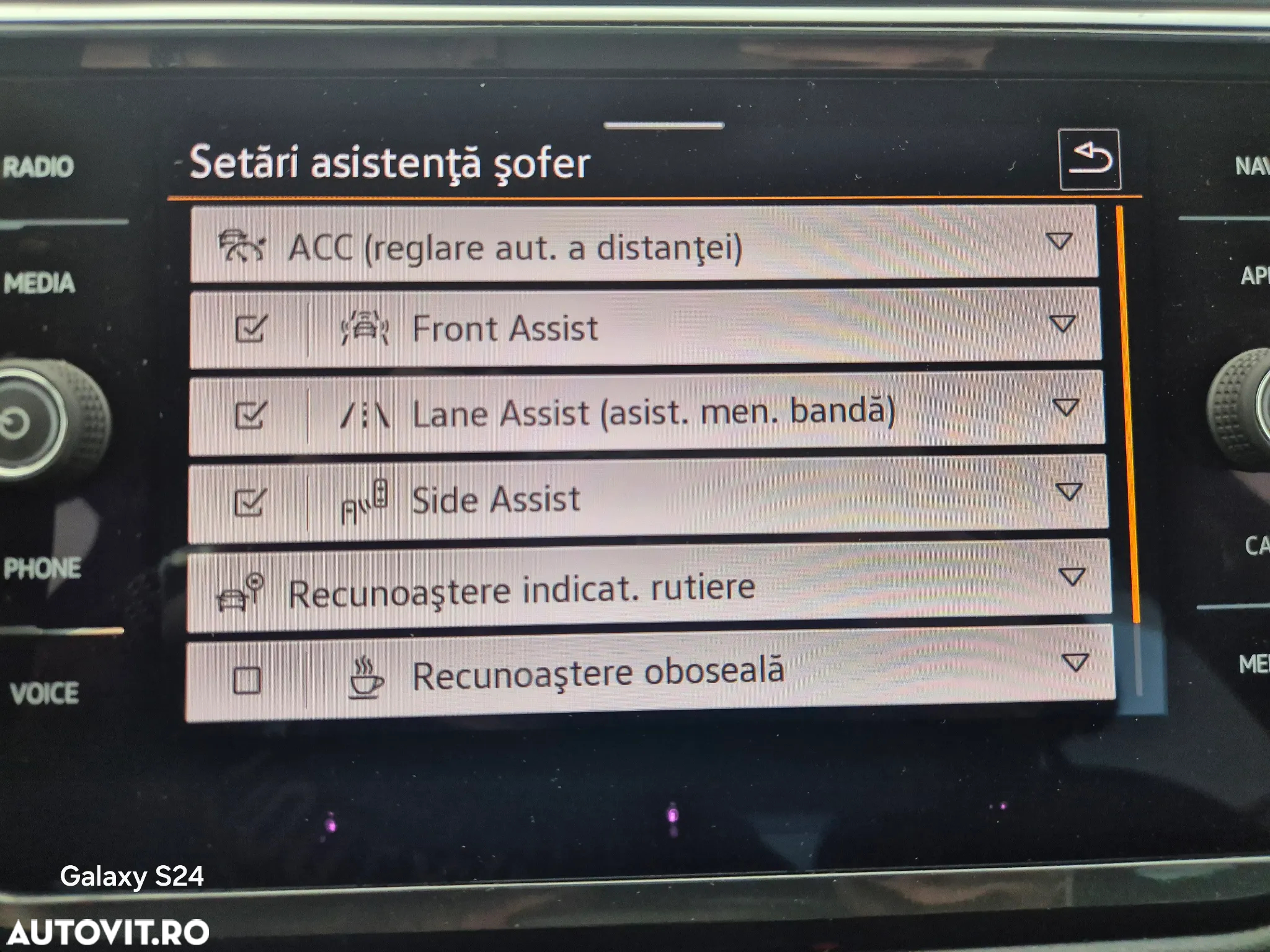 Volkswagen Tiguan 2.0 TDI SCR 4MOTION DSG Life - 28