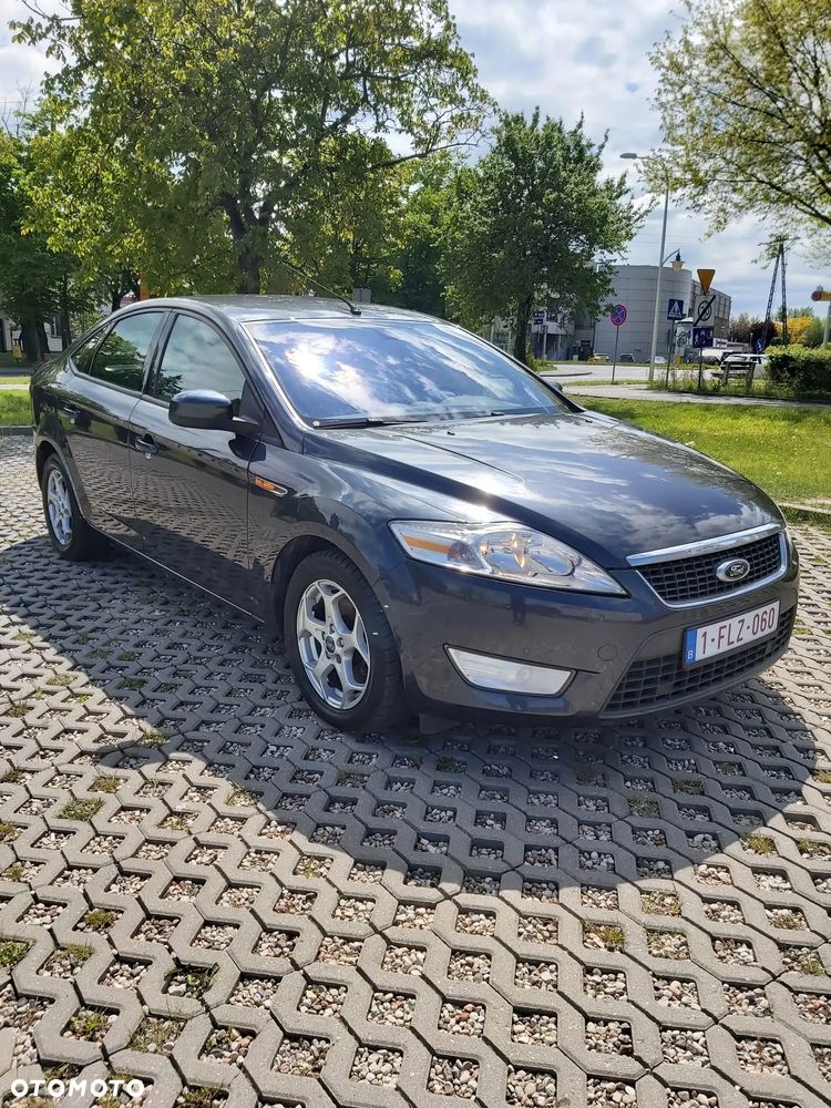 Ford Mondeo 1.8 TDCi Silver X - 35