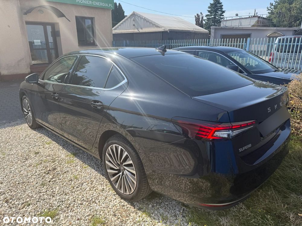 Skoda Superb 2.0 TDI SCR 4x4 L&K DSG - 3