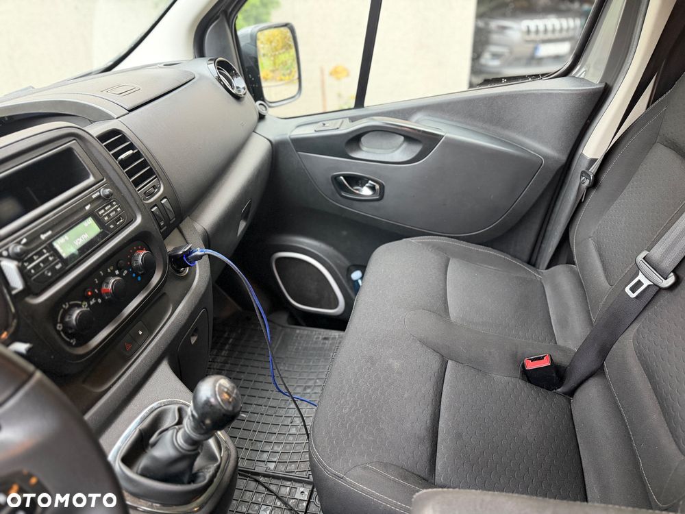 Opel Vivaro - 15