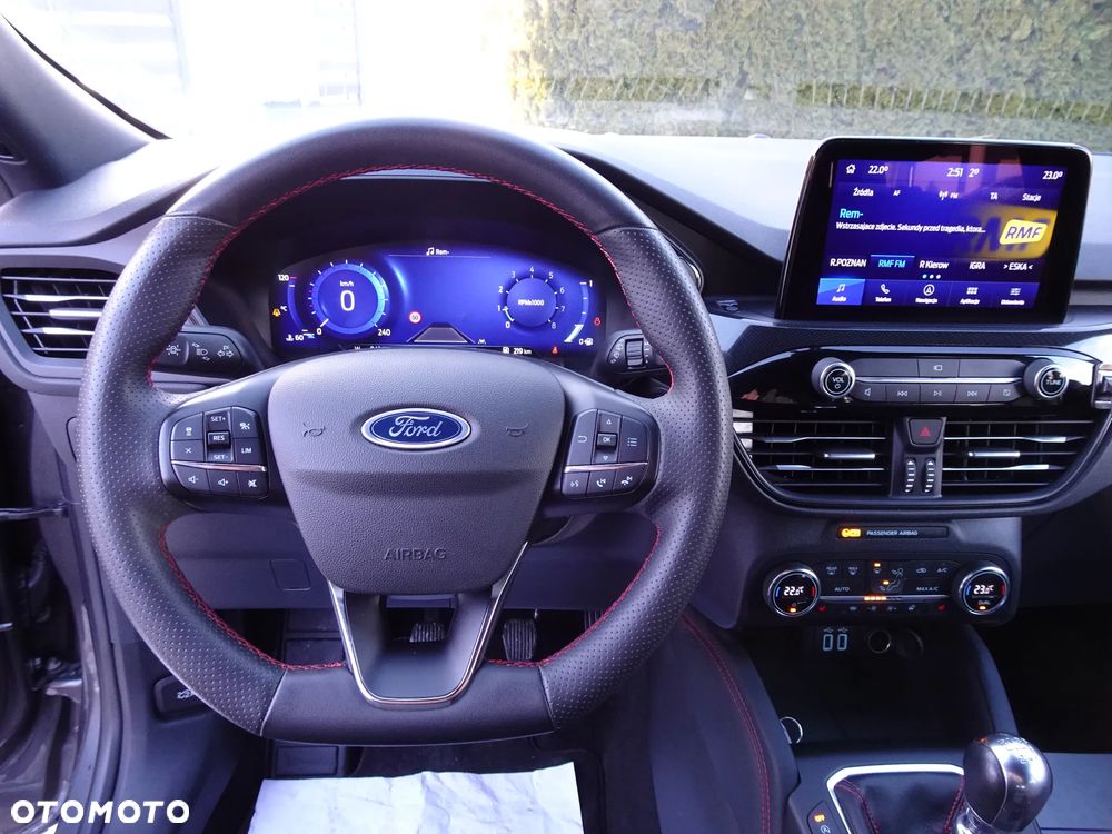 Ford Kuga 1.5 EcoBoost FWD ST-Line - 22