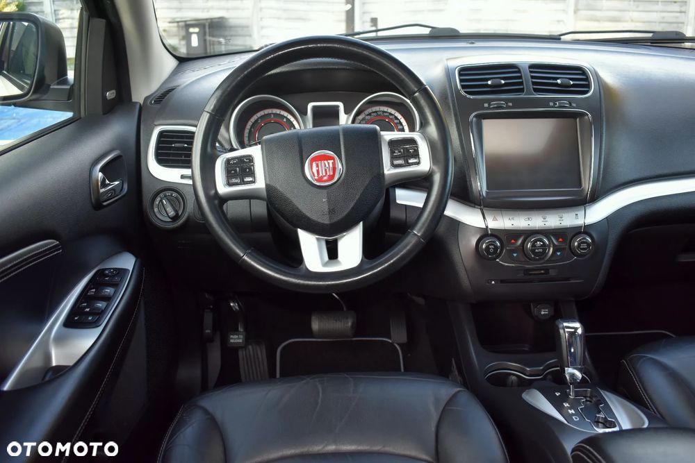 Fiat Freemont 2.0 Multijet 16V DPF Automatik Allrad Black Code - 26