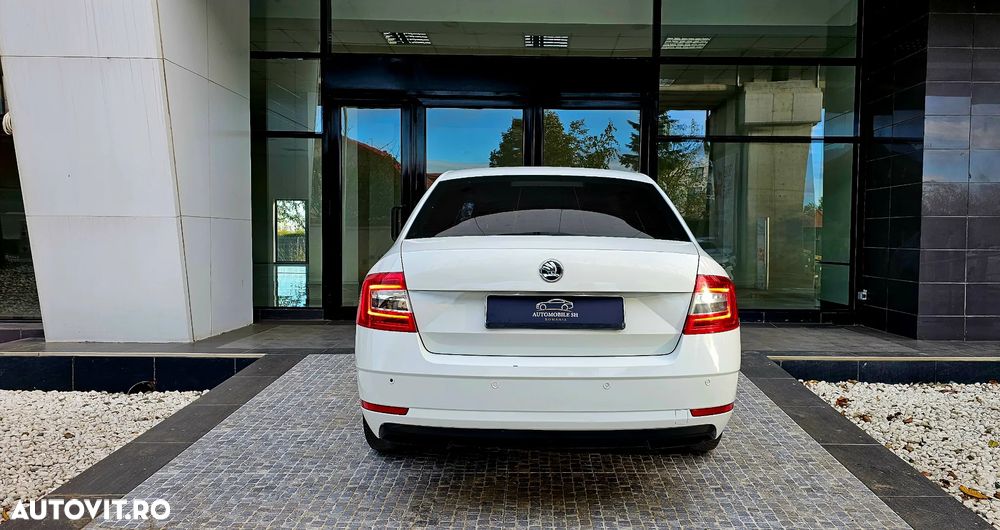 Skoda Octavia - 2