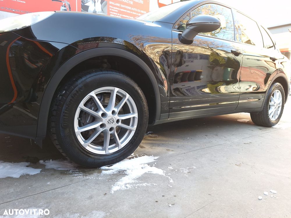 Porsche Cayenne 3.0 L - 5