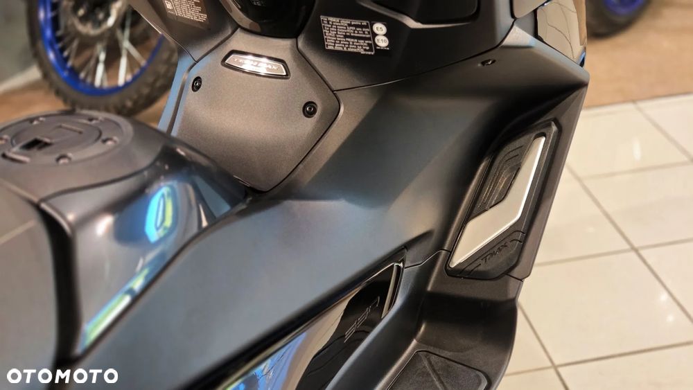 Yamaha Tmax - 6