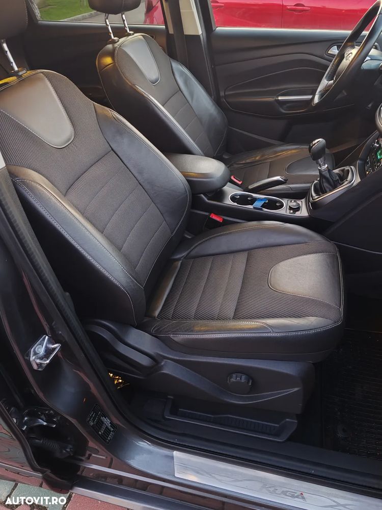 Ford Kuga 2.0 TDCi 4x4 Individual - 13