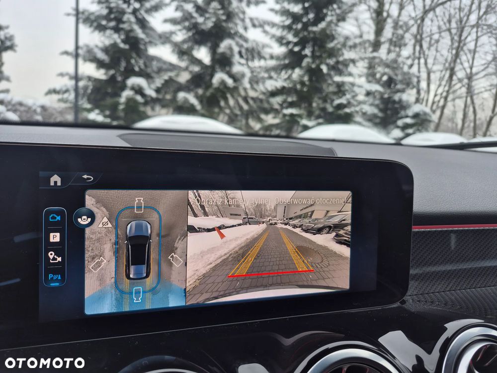 Mercedes-Benz GLB 200 AMG Line 7G-DCT - 22