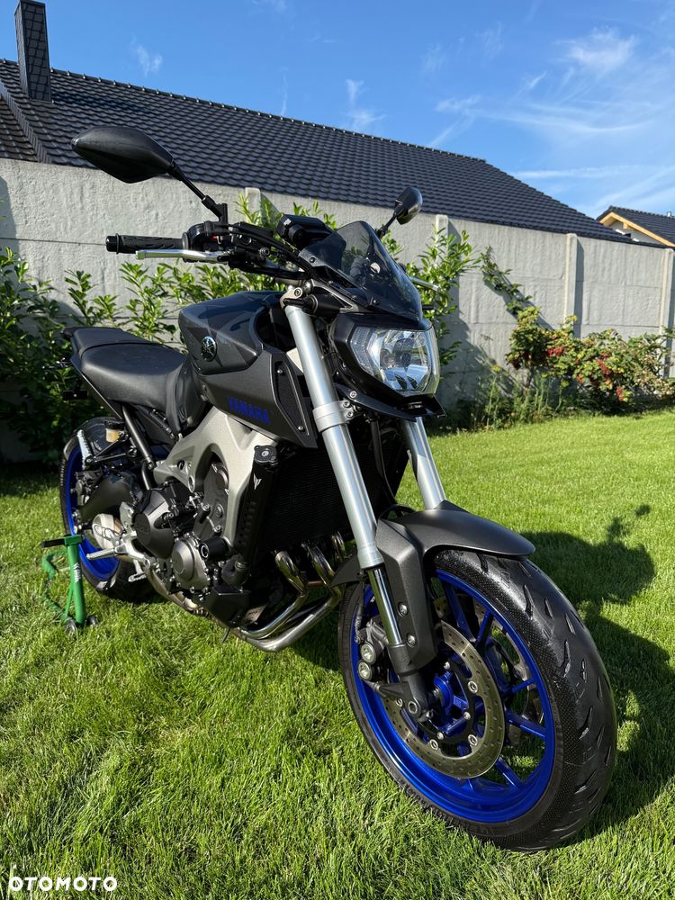 Yamaha MT - 5