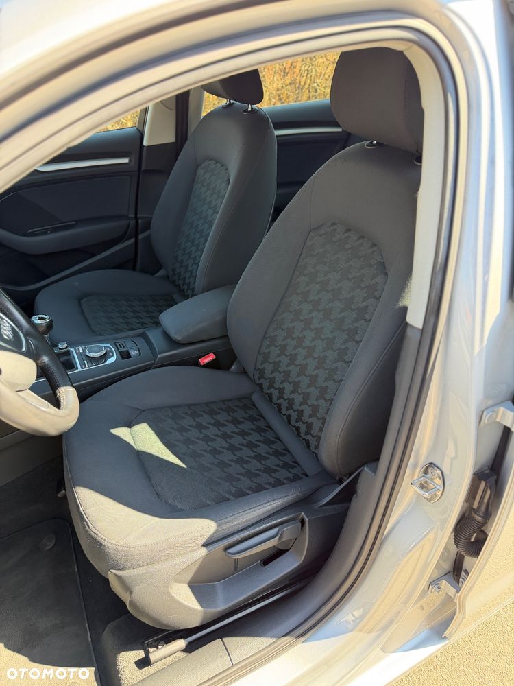 Audi A3 Sportback 1.4 TFSI Ambition - 16