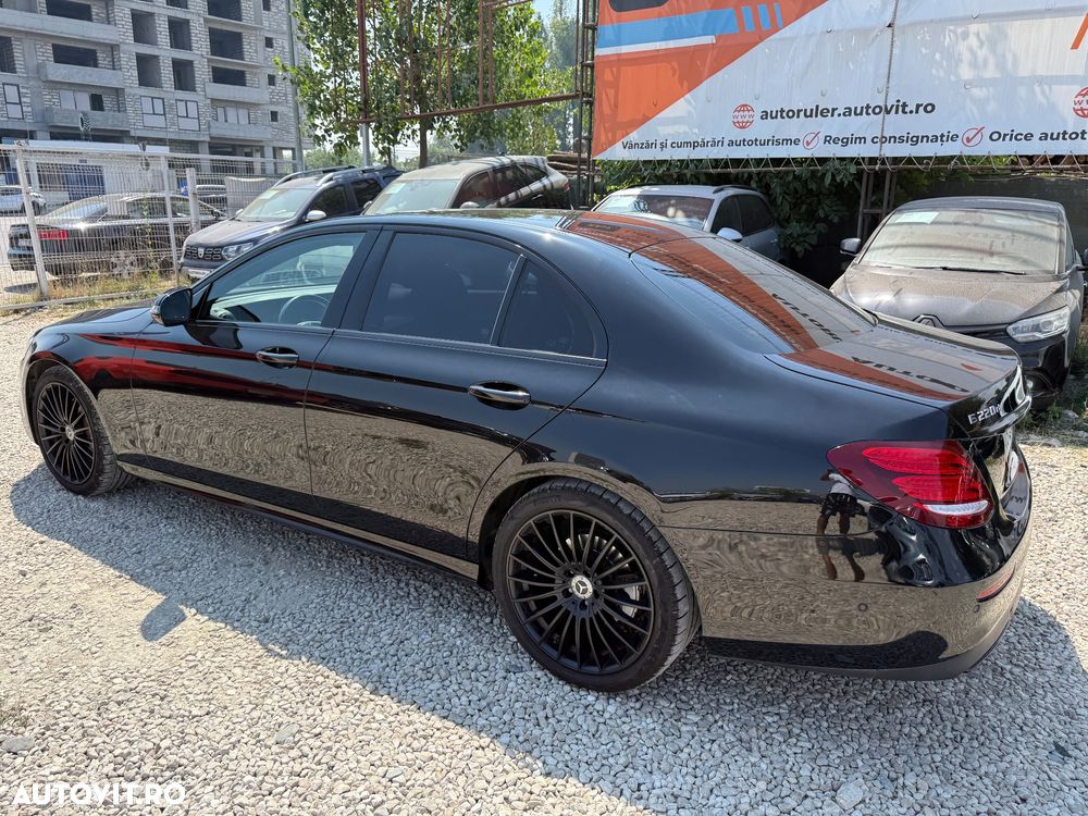 Mercedes-Benz E 220 d 9G-TRONIC AMG Line - 33
