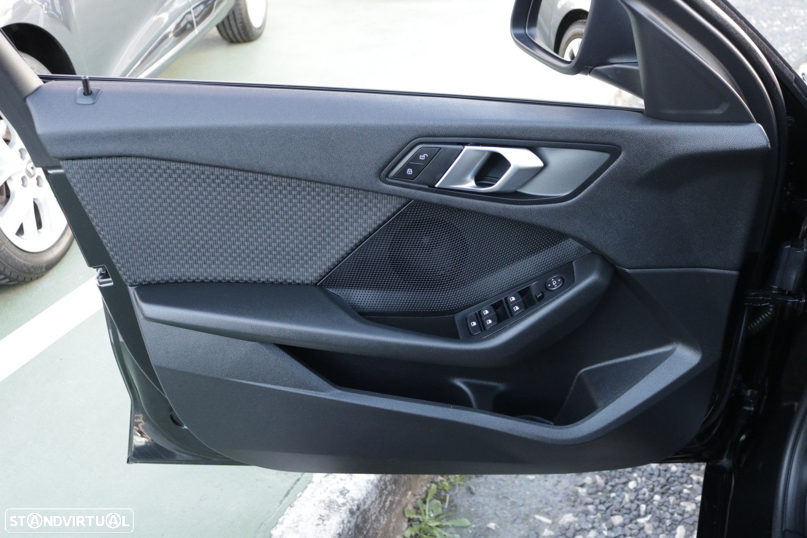 BMW 116 d Corporate Edition Auto - 29