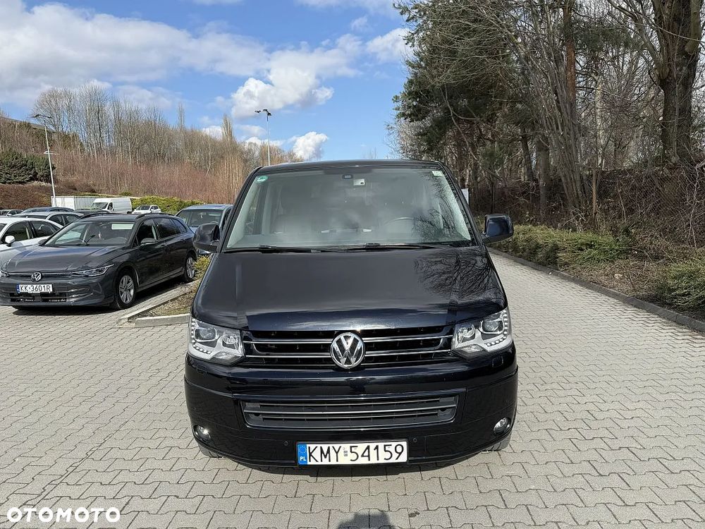 Volkswagen Caravelle - 2
