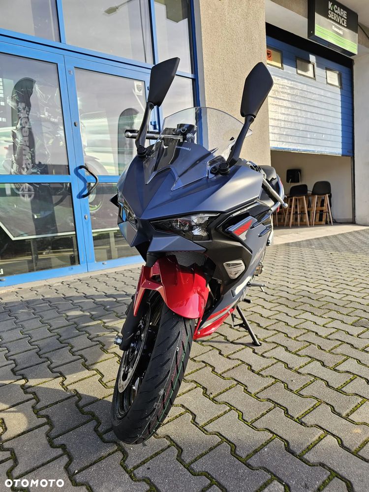 Kawasaki Ninja - 4