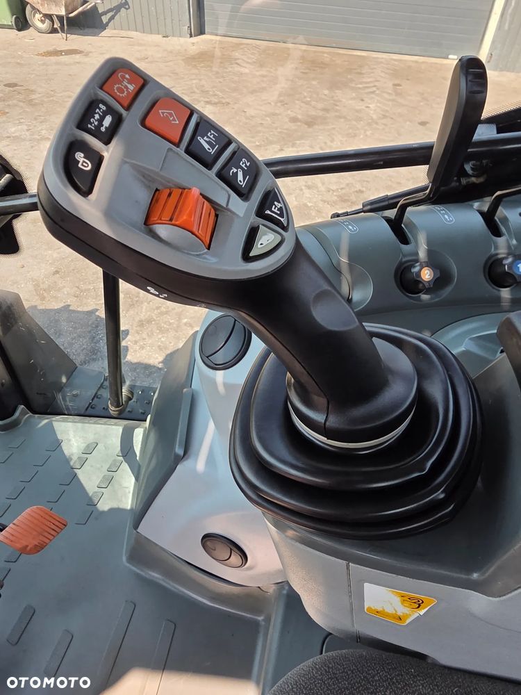 Claas Arion 430 Cis - 12