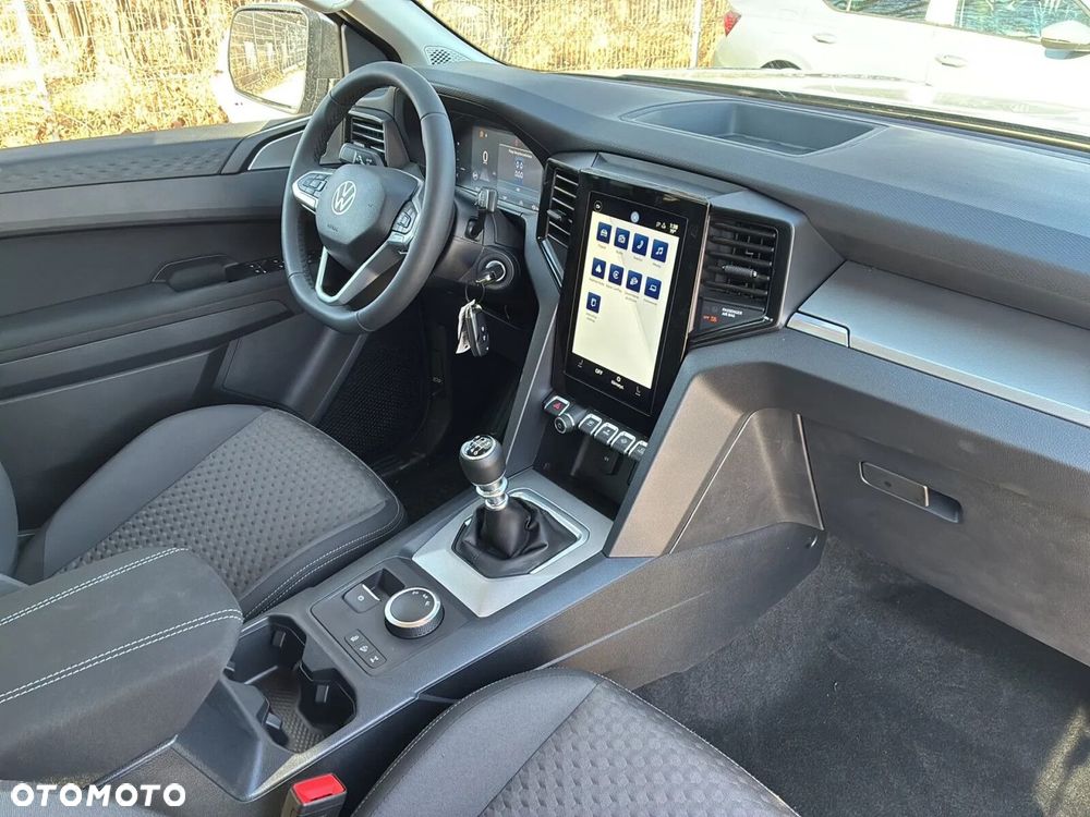 Volkswagen Amarok - 28
