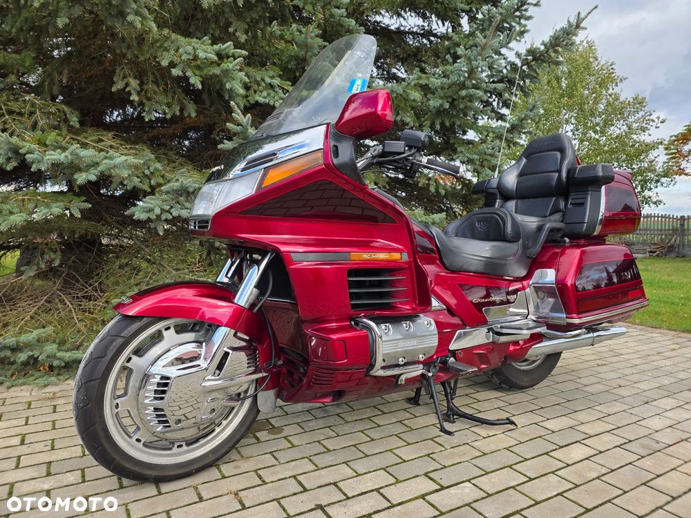Honda GL - 24