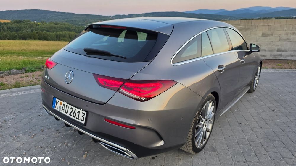 Mercedes-Benz CLA 180 7G-DCT AMG Line - 4