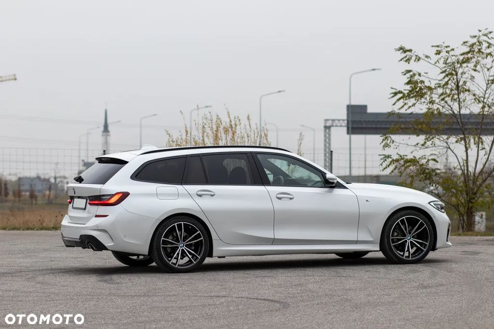 BMW Seria 3 320d xDrive M Sport Sport - 8