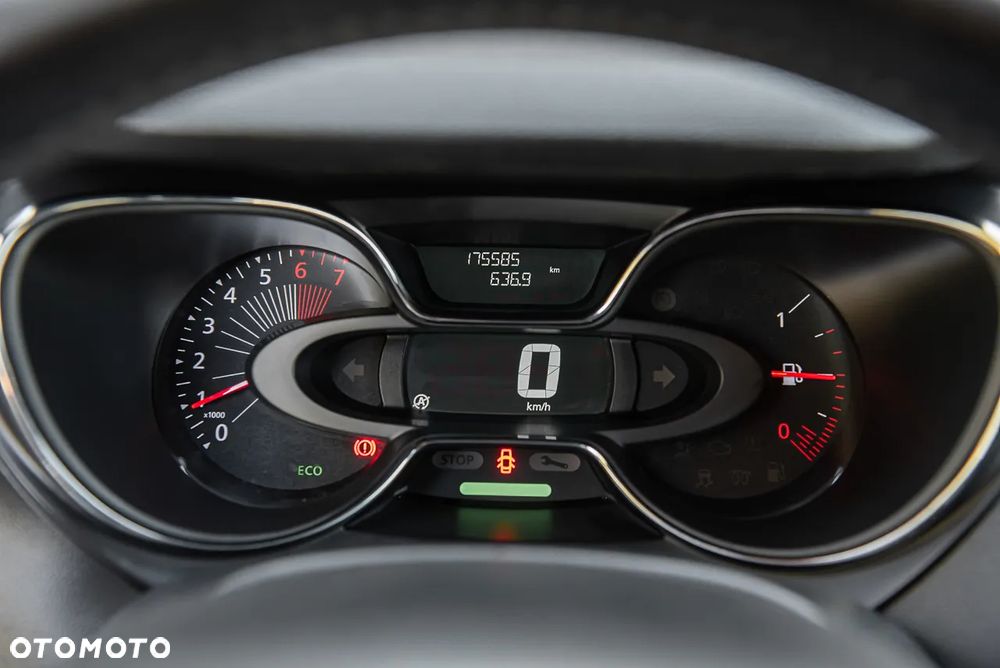 Renault Captur - 18