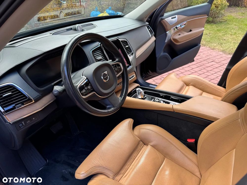 Volvo XC 90 T8 AWD Plug-In Hybrid Inscription 7os - 22