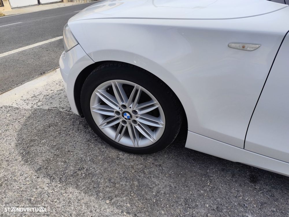 BMW 118 d Pack M - 5