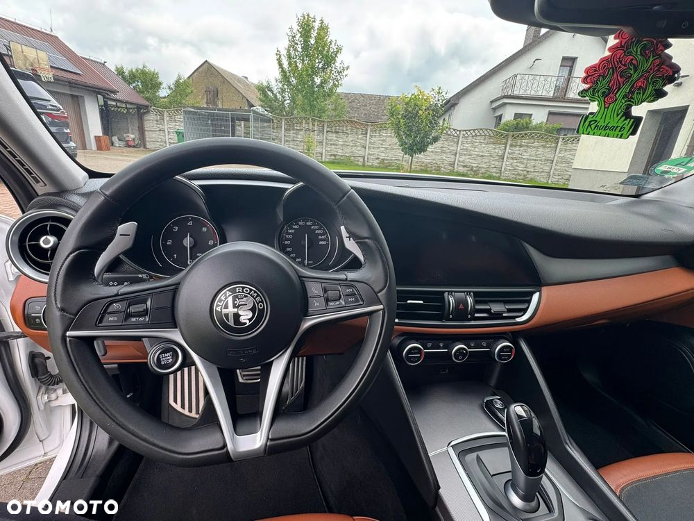 Alfa Romeo Giulia 2.2 D Turbo Super - 10