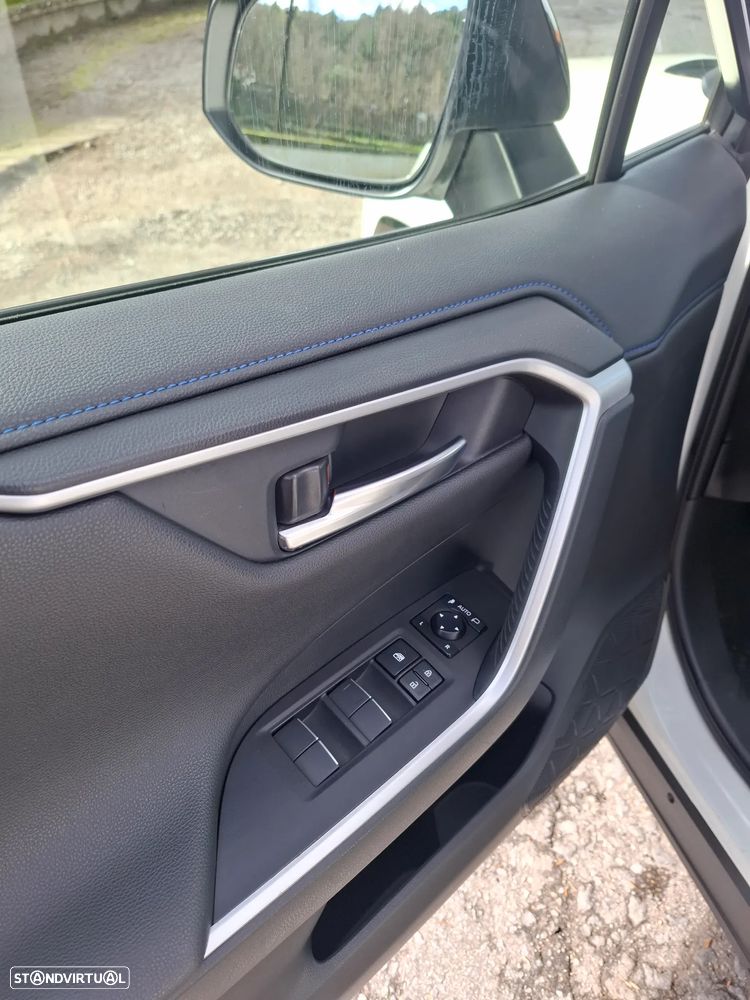 Toyota RAV4 2.5 HDF Active - 8