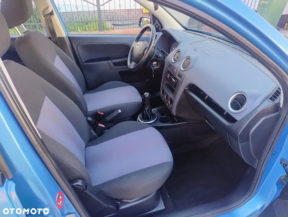 Ford Fusion 1.4 Fun X - 15