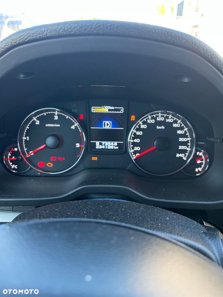 Subaru Legacy - 11