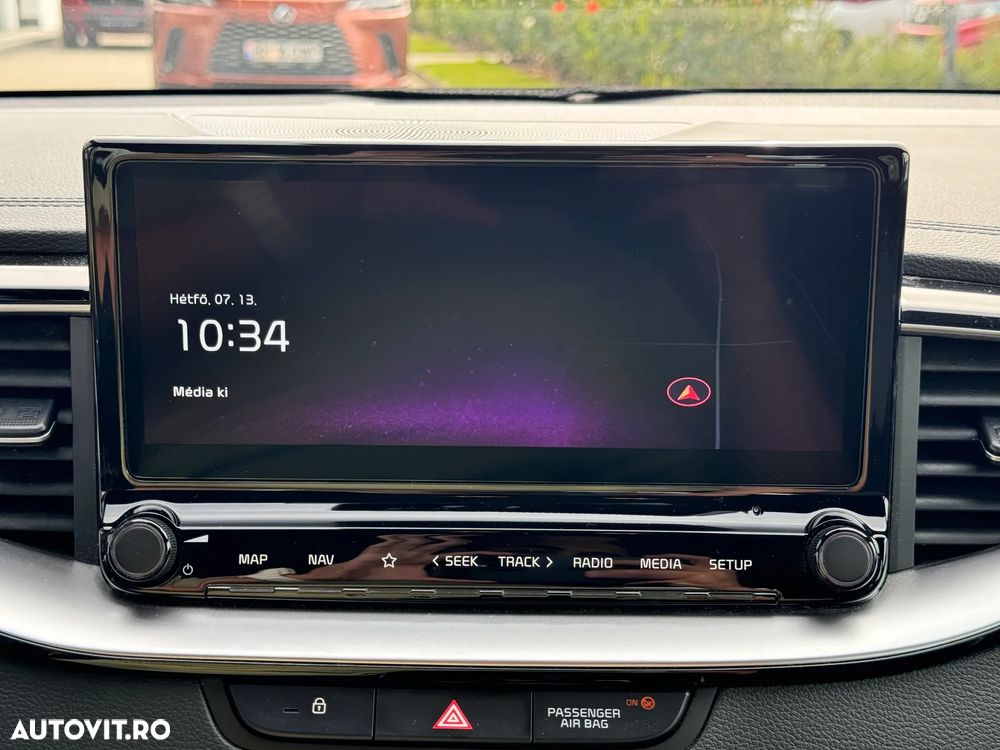 Kia Ceed 1.5 T-GDI 7DCT MHEV GT Line - 15