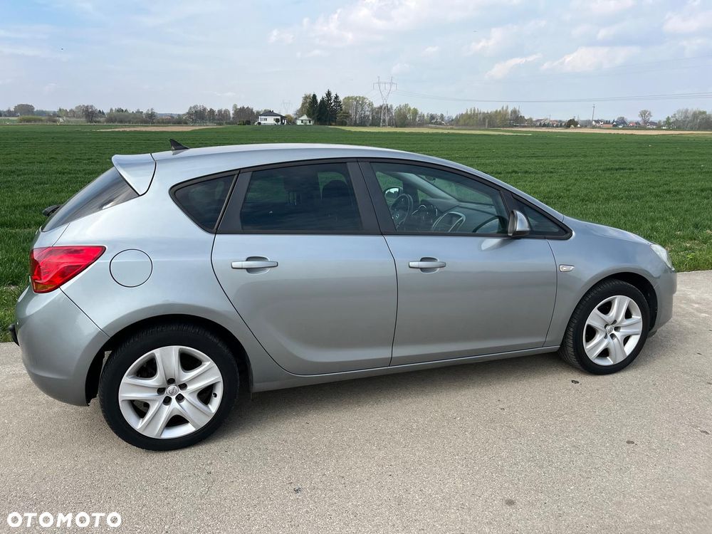 Opel Astra 1.4 T Cosmo - 8