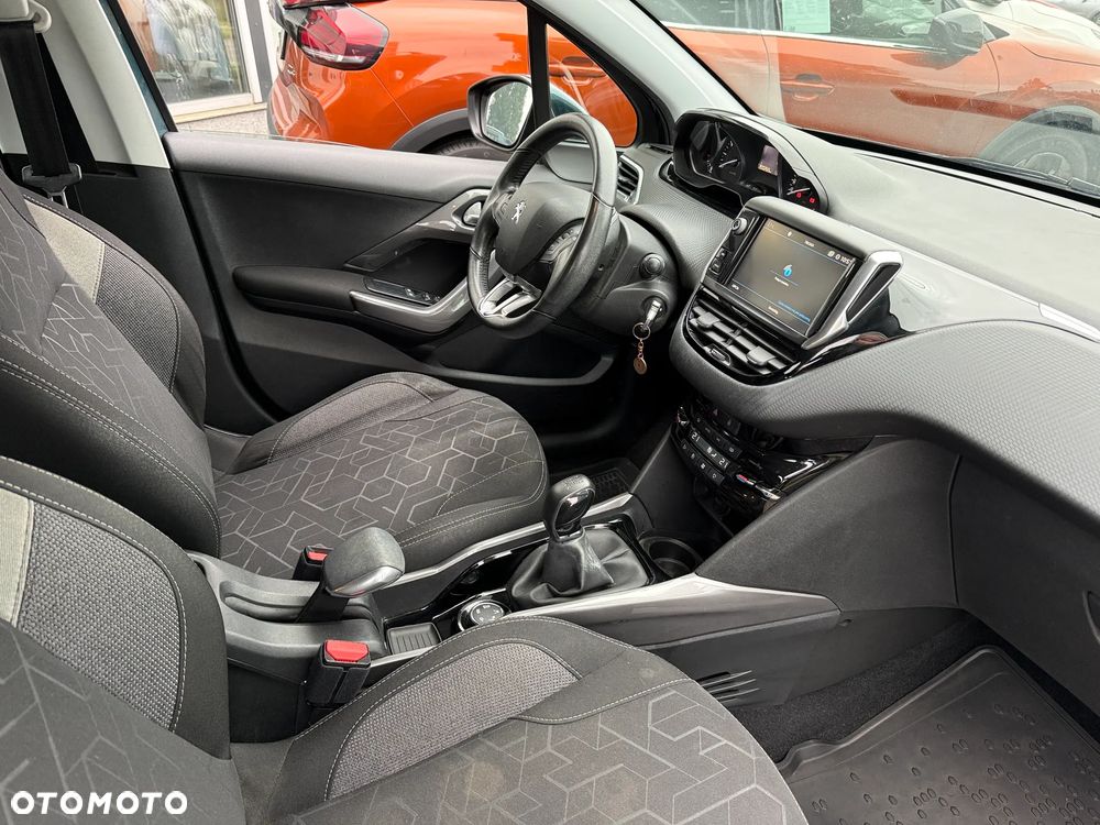Peugeot 2008 1.2 Pure Tech GPF Active S&S - 7