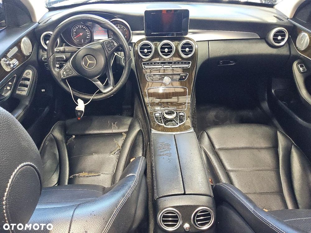 Mercedes-Benz Klasa C 300 9G-TRONIC Exclusive - 7