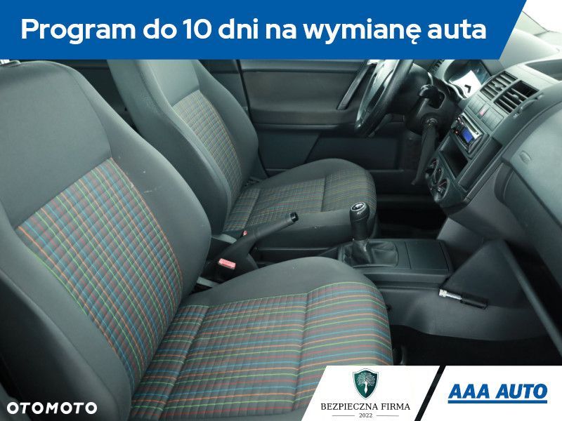 Volkswagen Polo - 9