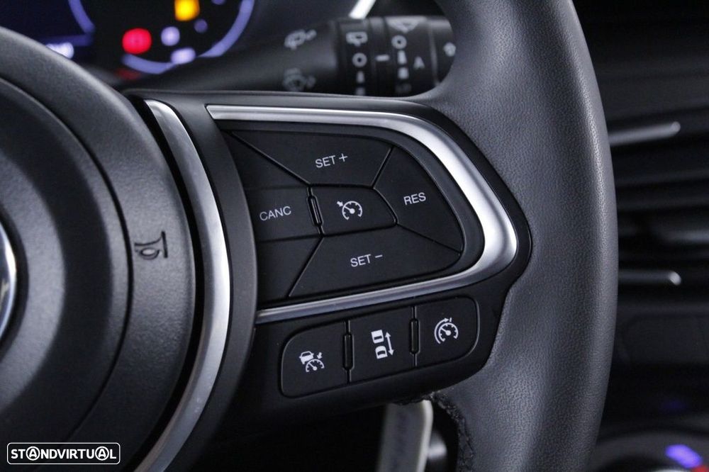 Fiat Tipo Station Wagon Cross 1.0 GSE T3 Cross - 23