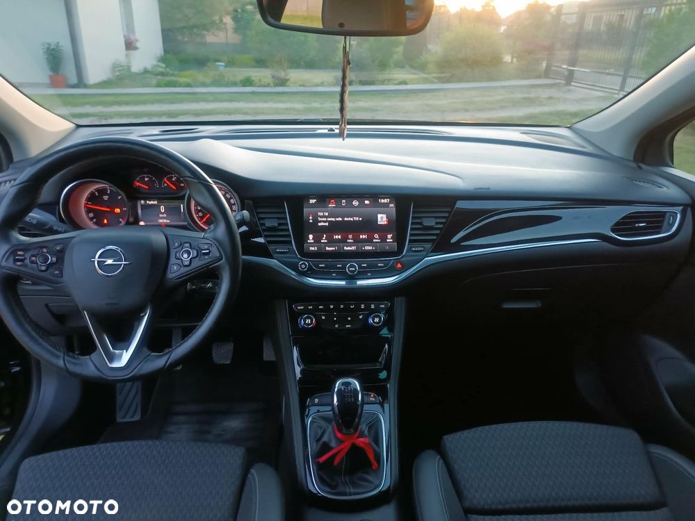 Opel Astra 1.6 D (CDTI) Start/Stop Business - 21