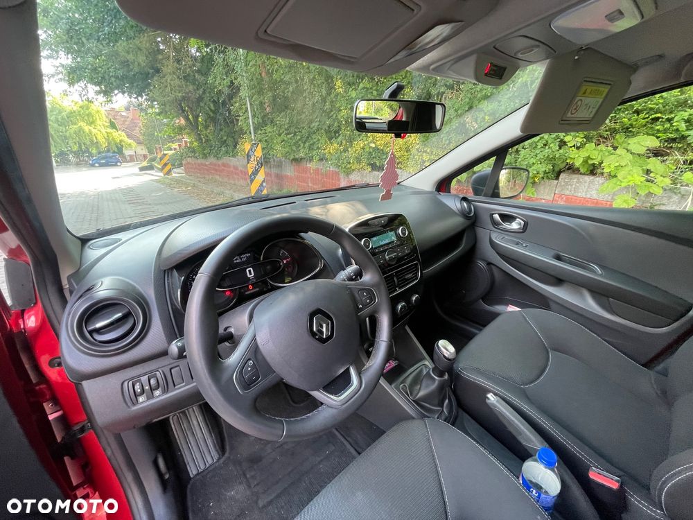 Renault Clio - 16