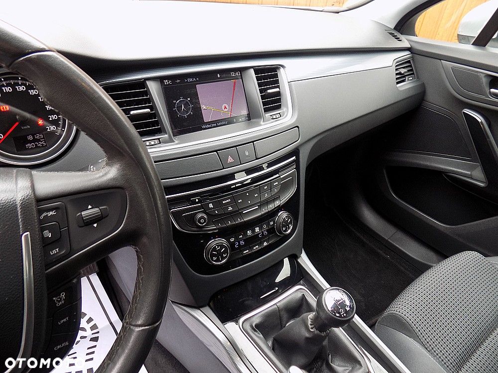 Peugeot 508 e-HDi 115 Stop&Start Access - 11