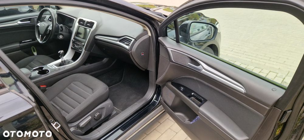 Ford Mondeo Turnier 2.0 TDCi Start-Stopp Business Edition - 8