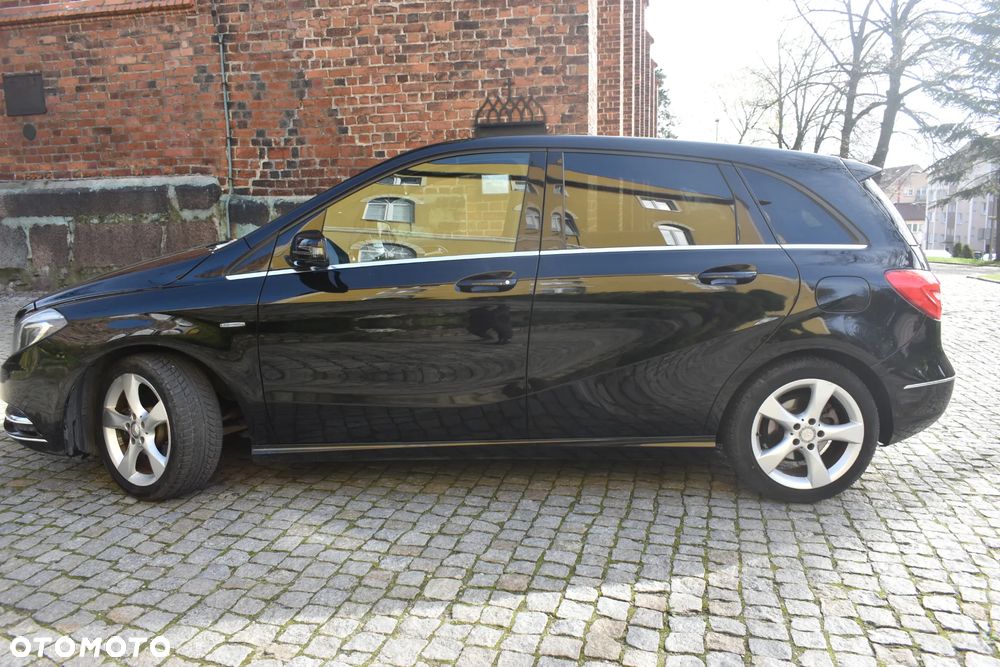 Mercedes-Benz Klasa B 180 (BlueEFFICIENCY) - 34