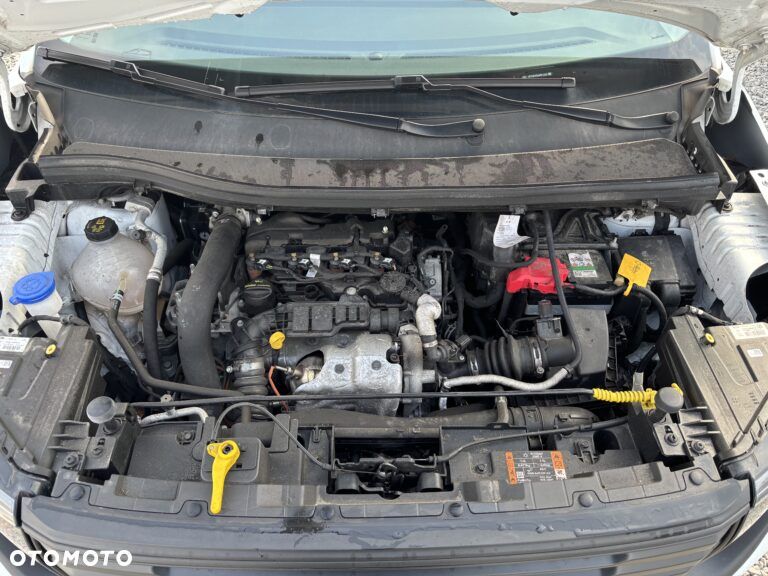 Ford Transit Courier - 15