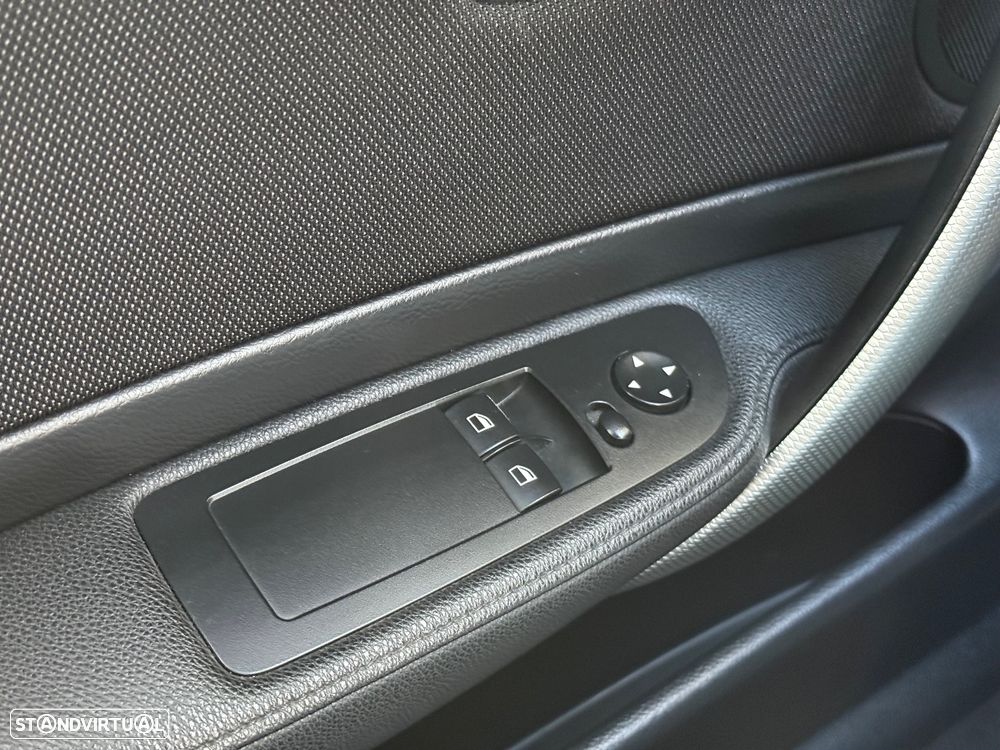 BMW 118 d Coupe - 26