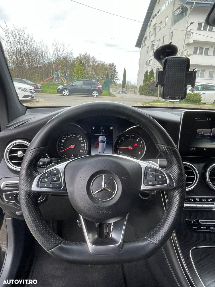 Mercedes-Benz GLC 220 d 4MATIC 9G-TRONIC AMG Line - 13